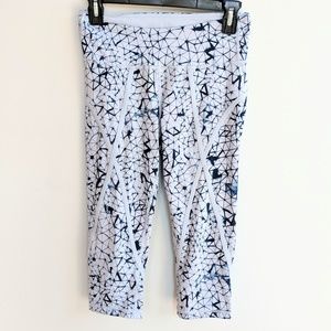 lululemon athletica Black and White Geometric Capris